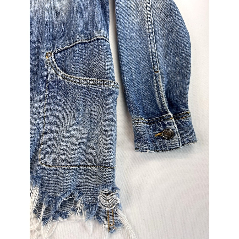 Free People Oversized Distressed Denim Raw Hem Jacket Size XS - Picture 3 of 9